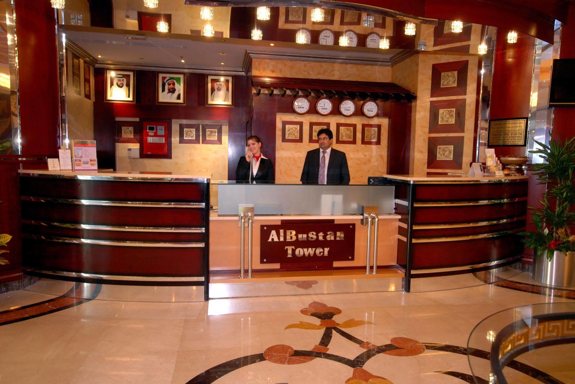 Al Bustan Tower Hotel Suites Schardscha Exterior foto